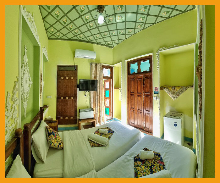 Shiraz Tabesh Boutique Hotel