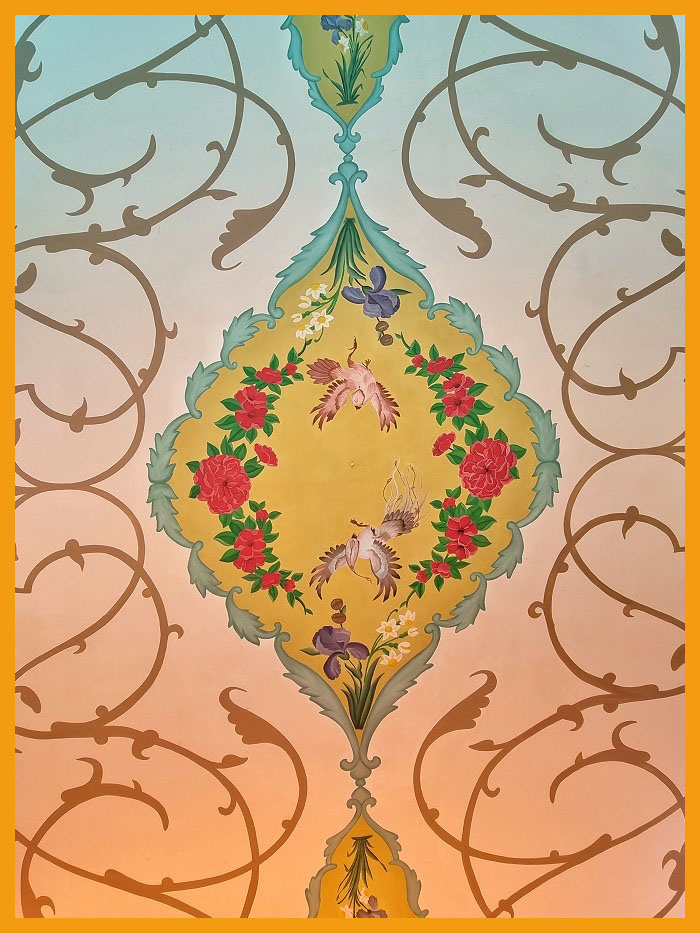 Shiraz Tabesh Boutique Hotel